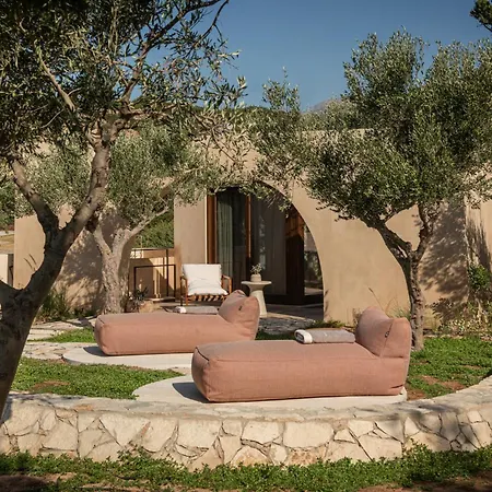 Villa The Echo Of The Sea - Beachfront Luxury