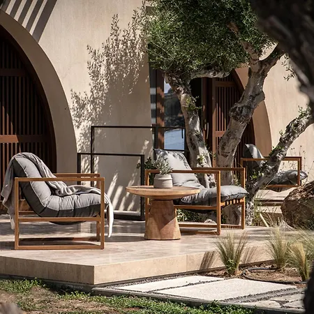 Villa The Echo Of The Sea - Beachfront Luxury