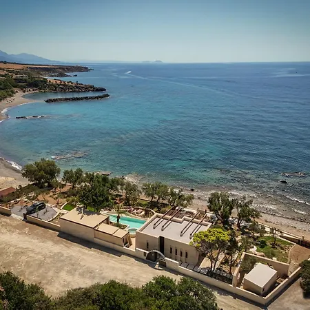 Villa The Echo Of The Sea - Beachfront Luxury *