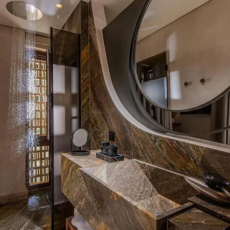 Villa The Echo Of The Sea - Beachfront Luxury Skaloti