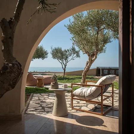 The Echo Of The Sea - Beachfront Luxury * Skaloti