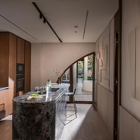 Villa The Echo Of The Sea - Beachfront Luxury Skaloti